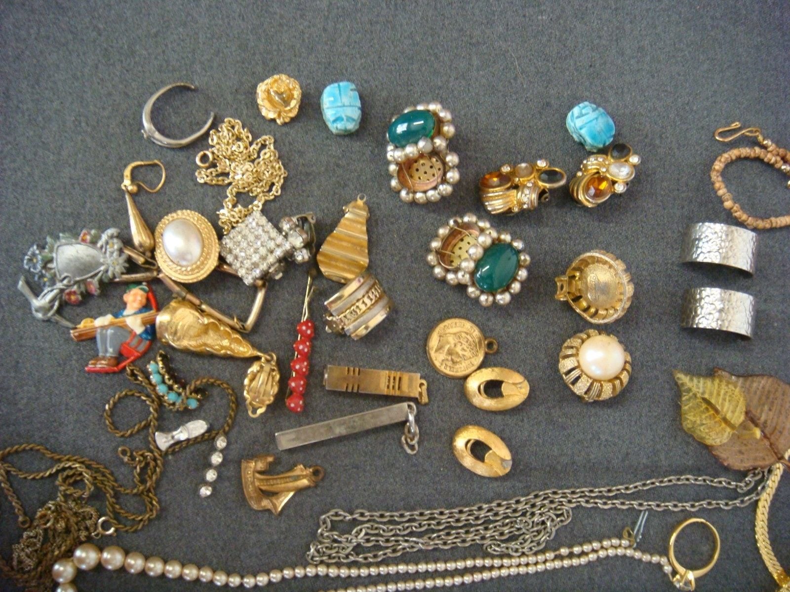 Où acheter des bijoux anciens ?